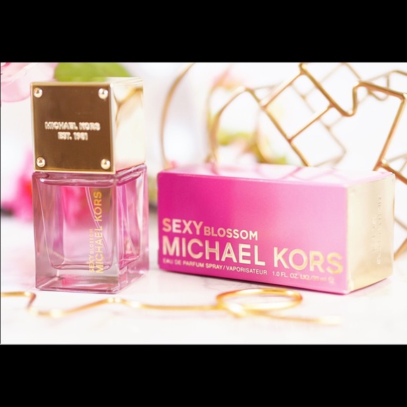 Michael Kors Other - Michael kors sexy blossom